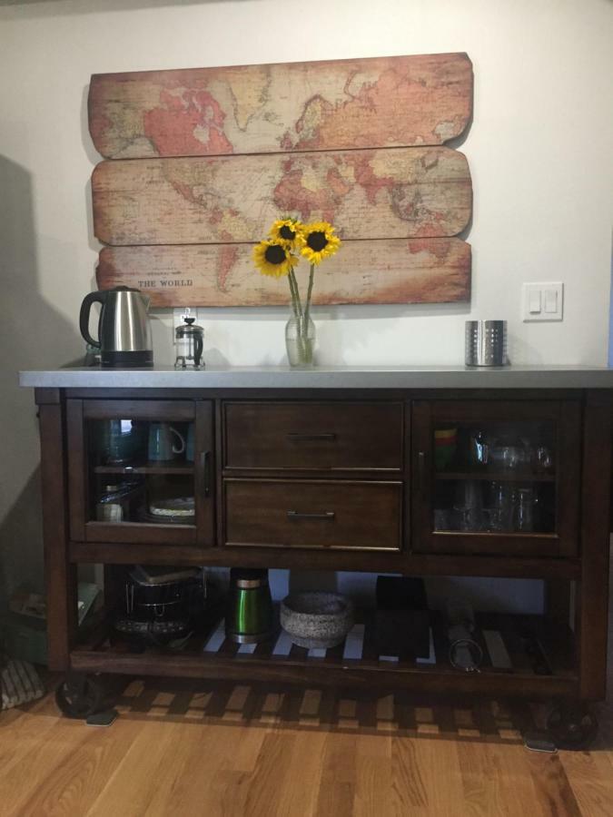The Upper Room At Casa1022 Compound Αλμπουκέρκι Εξωτερικό φωτογραφία